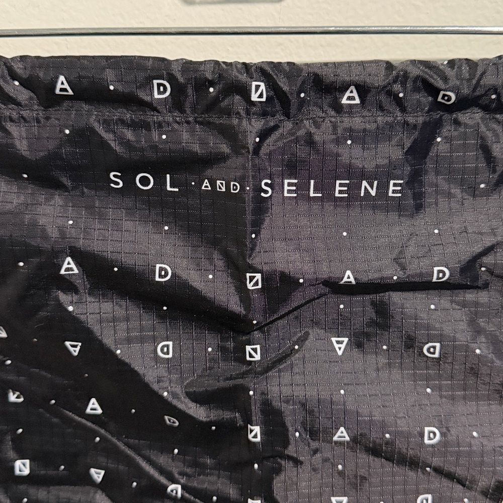 Sol and Selene dust bag - Picture 2 of 5